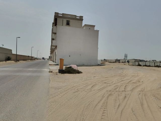 أرض لبناء تجاري سكني في المالحة (جويزع سابقا)، ضاحية الرويضات  3