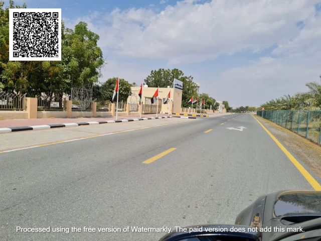 ارض سكني زاوية شارعين قريب الشارع وقرب فيلا  10