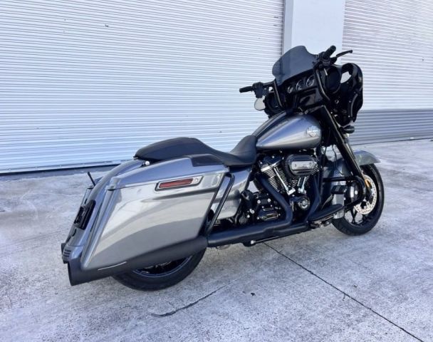 2021 Harley-Davidson® FLHXS - Street Glide® Special 4
