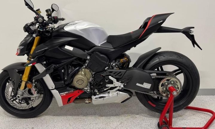 2024 Ducati Streetfighter V4 SP2 3