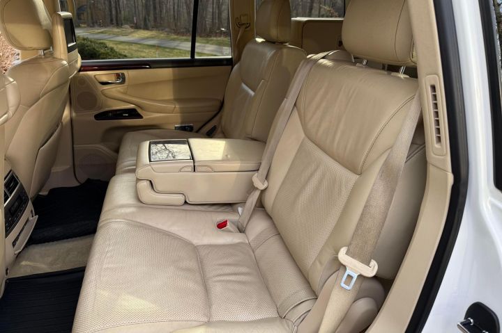 لكزس LX 570 موديل 2013 3