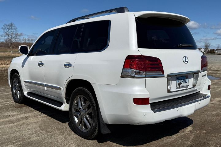 لكزس LX 570 موديل 2013 6