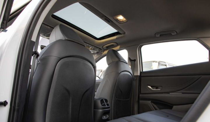 Hyundai Elantra 2025 for sale  4