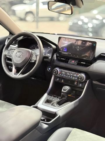 Toyota RAV4 Adventure 2025  4