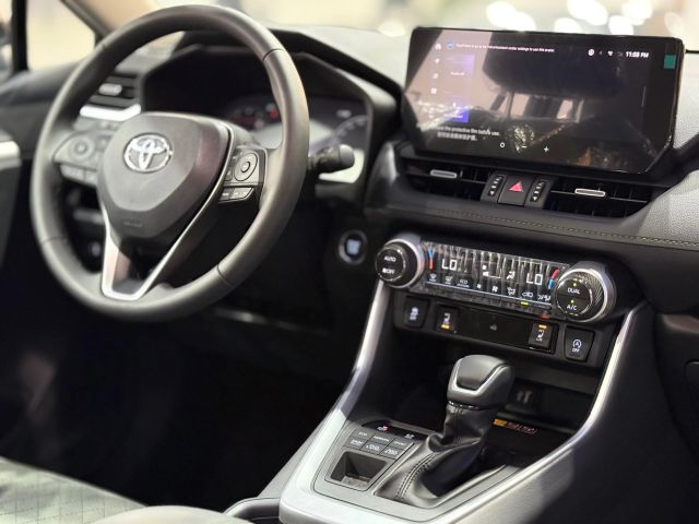 Toyota RAV4 Adventure 2025  10