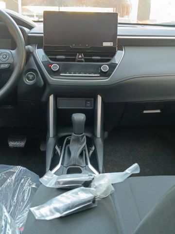 Toyota Corolla Cross Hybrid 2025  3
