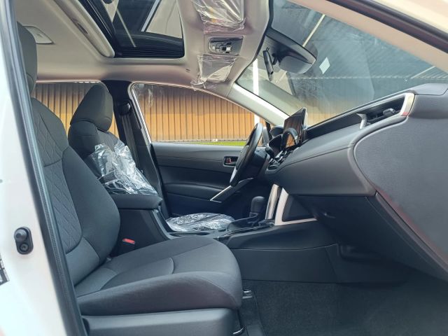 Toyota Corolla Cross Hybrid 2025  5