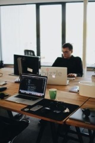 مدرس كمبيوتر و برمجة جامعة ابوظبى و الامارات - و جامعة الشارقة 6