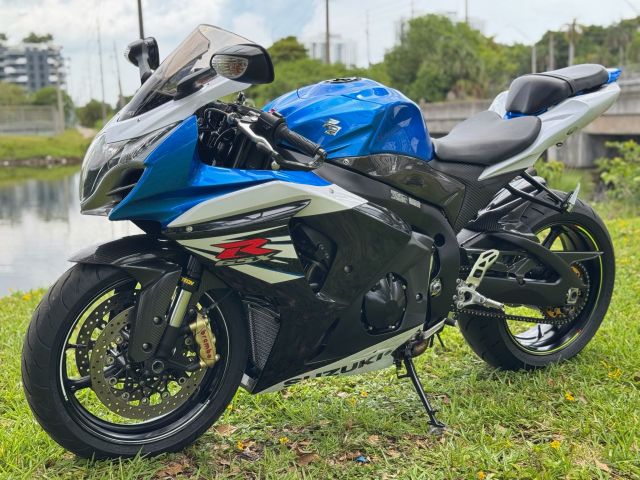 2014 Suzuki GSX-R1000 3