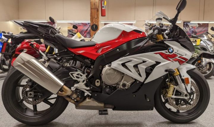 2019 BMW S1000RR Premium Edition WhatsApp(+971586703639)  2