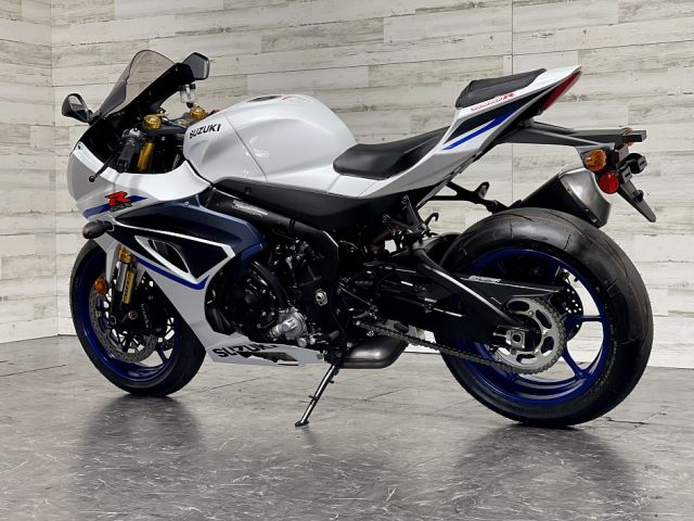 2023 Suzuki gsx r1000 3