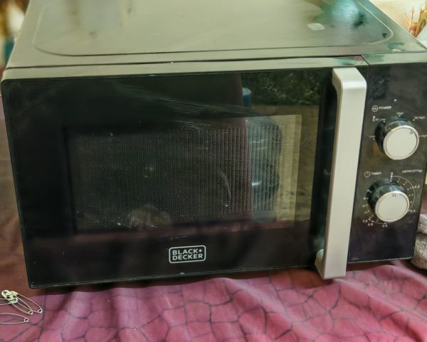 Microwave perfect condition medium in alain 