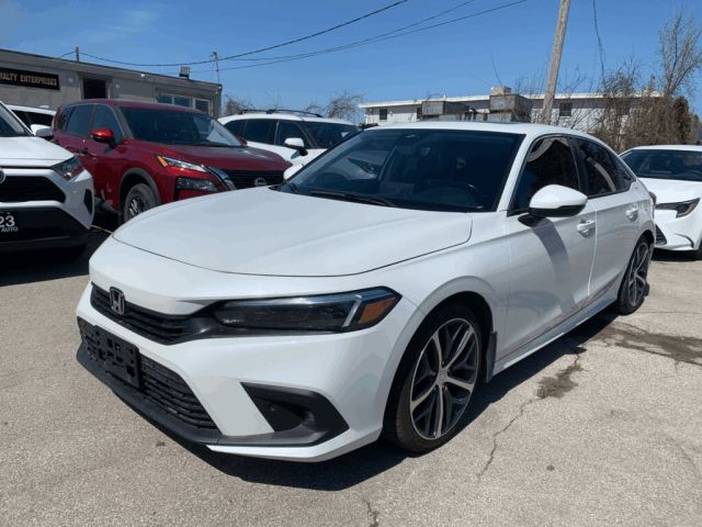 2023 Honda Civic Touring FWD whatsapp 971586703639