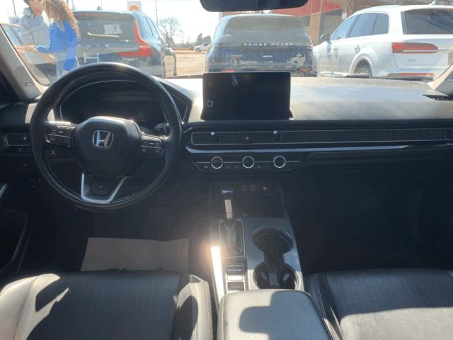 2023 Honda Civic Touring FWD whatsapp 971586703639 2