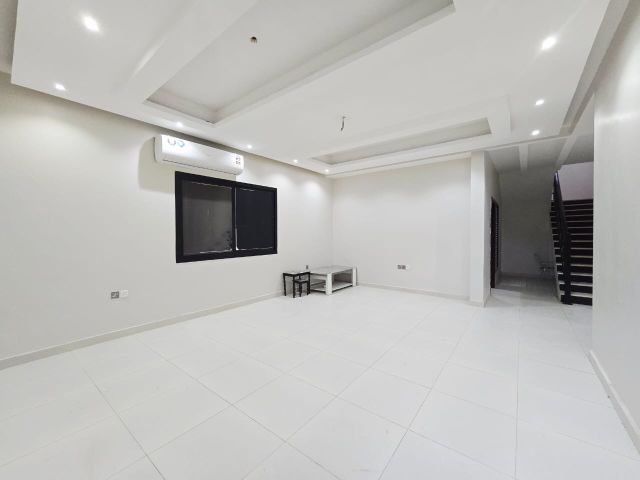 🏡 فيلا للإيجار – الياسمين / عجمان 2