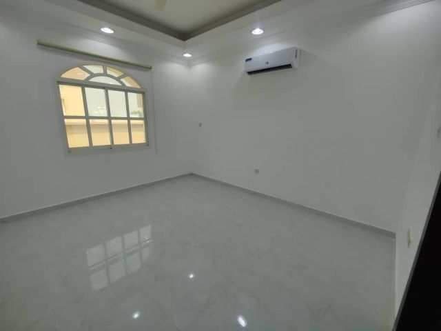 🏡 فيلا تجارية للإيجار – الروضة 3، عجمان 7