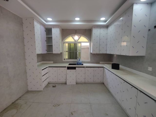 ? فيلا تجارية للإيجار – الروضة 3، عجمان 9