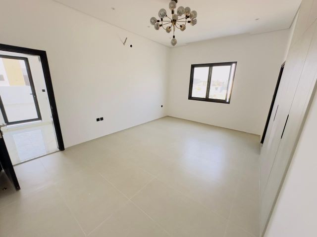🏡 فيلا فاخرة للبيع في عجمان – منطقة الحليو 4