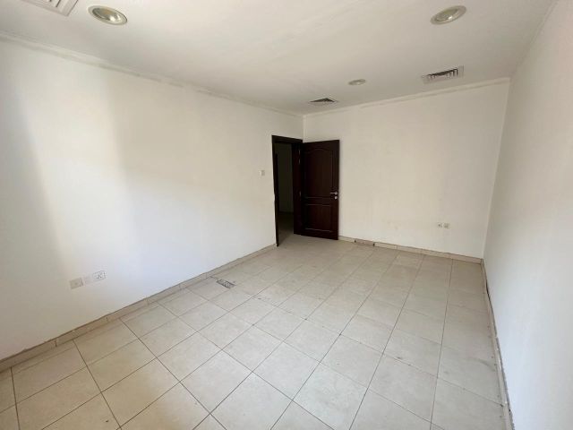 🏡 فيلا تجارية للإيجار – الحميدية، عجمان 5