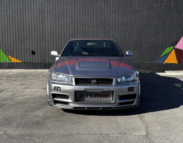 1999 Nissan Skyline twin Turbo 2