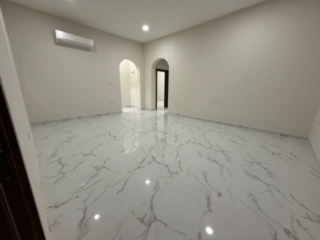 شقة في  ابوظبي مدينة الرياض الجديدة 2