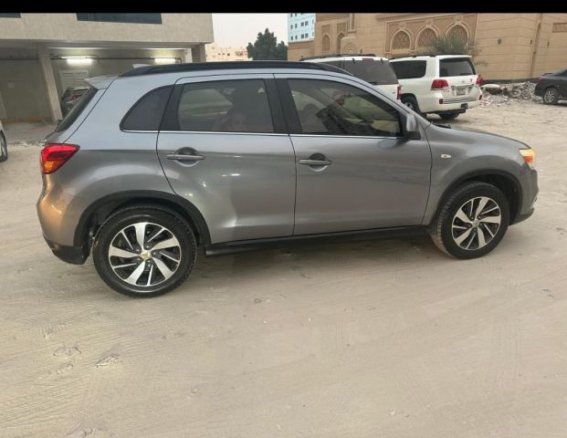 سيارة ميتسوبيشي asx 2017 بسعر مغرى لسرعة البيع   4