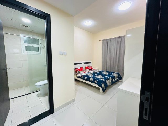 🏠 شقة غرفة وصالة 📍 عجمان – منطقة الروضة 1 2