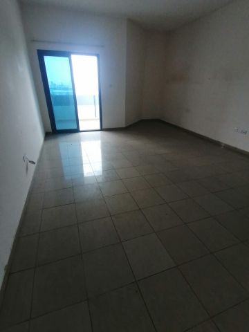 🏢 شقة غرفتين وصالة للإيجار  📍 الموقع: منطقة النخيل – عجمان 3