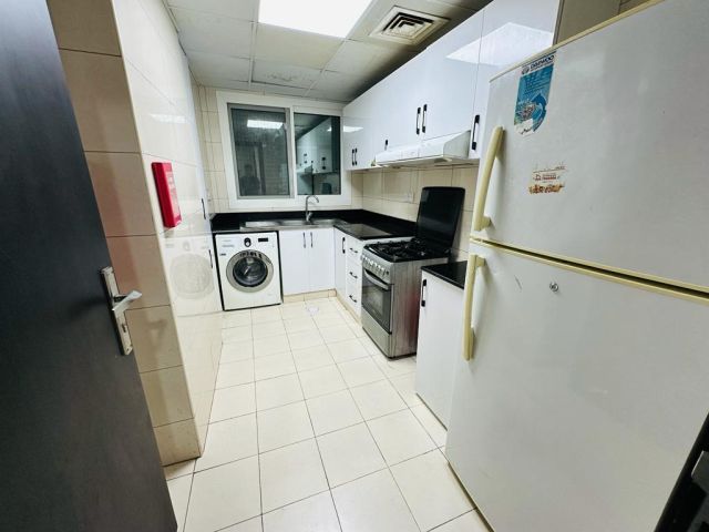 🏘️ شقة للإيجار - غرفتين وصالة  📍 عجمان - الروضة 1 7