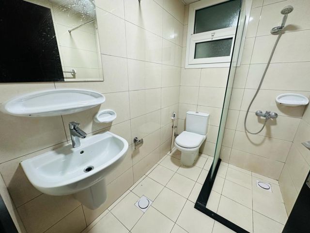 🏘️ شقة للإيجار - غرفتين وصالة  📍 عجمان - الروضة 1 9