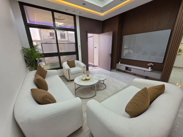 فيلا جديدة للبيع – عجمان / منطقة الزاهية  ?️ طابقين + رووف 3