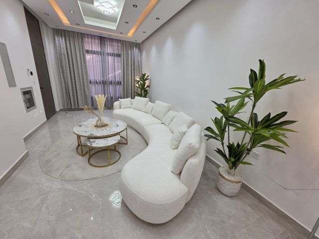 فيلا جديدة للبيع – عجمان / منطقة الزاهية  ?️ طابقين + رووف 4