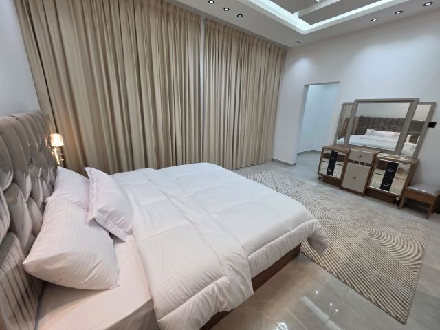 فيلا جديدة للبيع – عجمان / منطقة الزاهية  ?️ طابقين + رووف 7