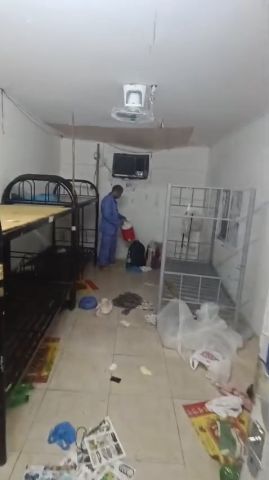 نوع العقار: بيت عربي  الموقع: البستان، إمارة عجمان  9 غرف 7 حمام 2