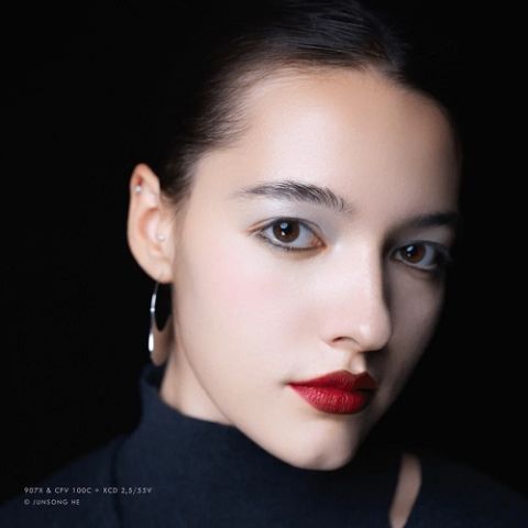 Hasselblad 907x & Cfv 100c Medium Format Mirrorless Camera 3