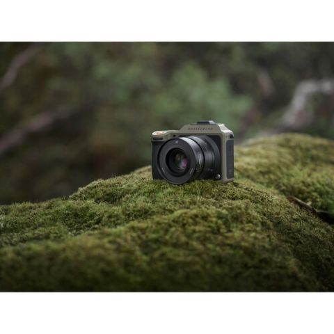 Hasselblad X2d 100c Earth Explorer Limited Edition Kit 4