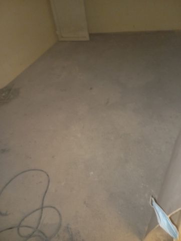 🏡 بيت عربي للإيجار – اللوارا، عجمان 📍 الموقع: منطقة ليوارا 8