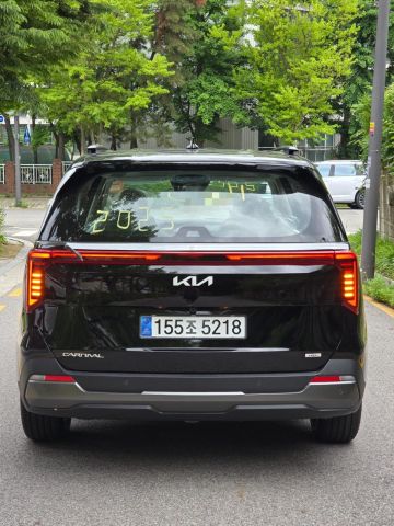 Kia Carnival Rental at the Airport: Luxury, Comfort, 01102106655 3