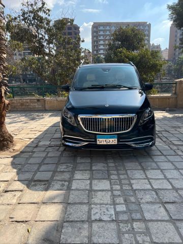 Mercedes Viano V250 Rental at Cairo Airport: The Ultimate 7-Seate 5
