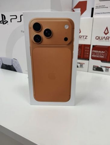 New Sealed iPhone 17 Pro Max 256GB Cosmic Orange factory Unlocked