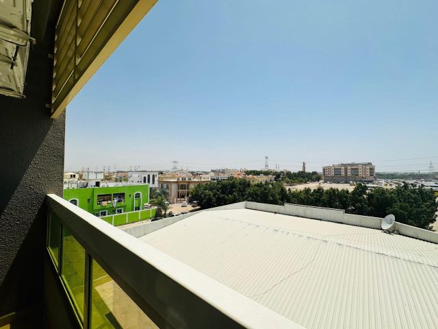 🇦🇪 🏘 للإيجار – شقة غرفتين وصالة رقم 305 | المويهات 3 – عجمان 10