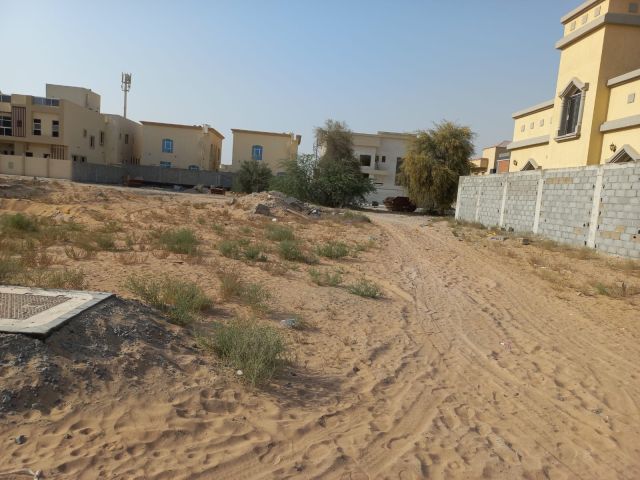 قطعة ارض سكني للبيع بمنطقة الحليو2 استثمار فلل موقع مميز 3