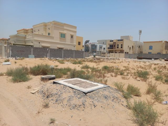 قطعتين ارض  جوار بعض سكني للبيع بمنطقة الحليو2 استثمار فلل 