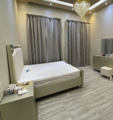 فيلا كبيرة ومميزة للبيع في الخوانيج 2 دبي موقع مميز 5