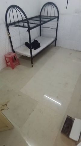 🏡 بيت عربي للإيجار – الراشدية 3، إمارة عجمان 🔹 عدد الغرف: 9 غرف 4