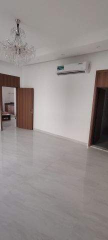 فيلا فاخرة للبيع مع غرف كلها ماستر و مسبح خاص بسعر مميز و مغري 3