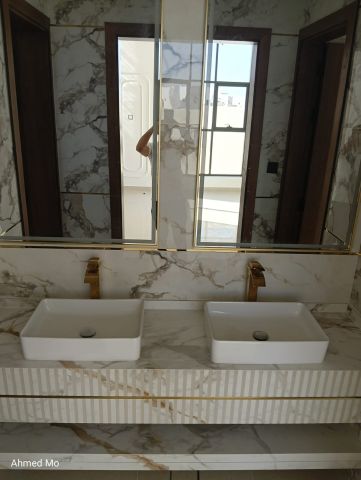 فيلا فاخرة للبيع سعر مميز و قابل للتفاوض مقارنة بالمساحة و الموقع 4