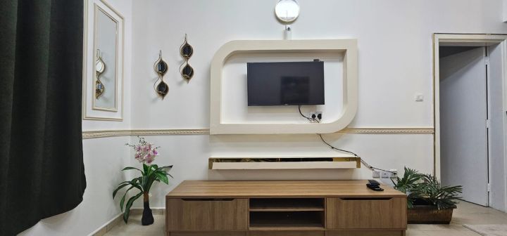 متوفر غرفة و صالة اعادة بيع في ابراج السيتي تاور بمقدم مميز  6