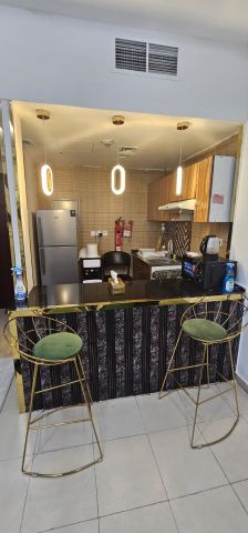 متوفر غرفة و صالة اعادة بيع في ابراج السيتي تاور بمقدم مميز  7