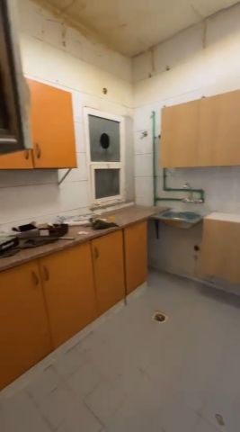 📢 للإيجار – بيت عربي راقٍ في الراشدية 2، عجمان  👷‍♂️ مناسب لسكن 7